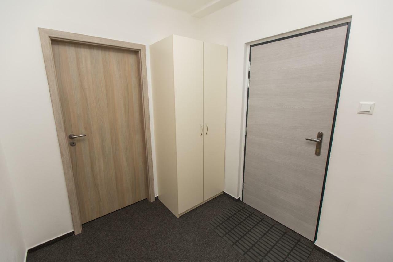 Hotel Blue Apartment Pozsony Kültér fotó
