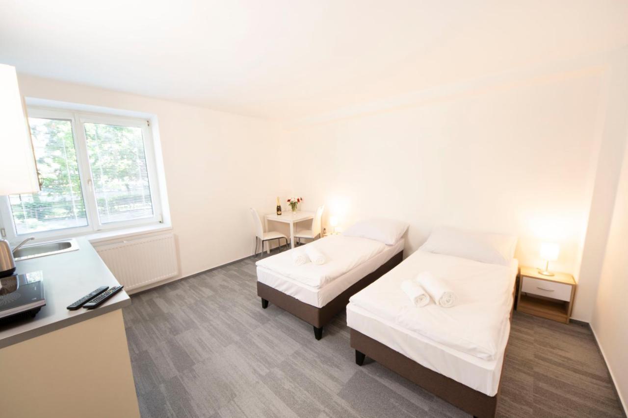 Hotel Blue Apartment Pozsony Kültér fotó
